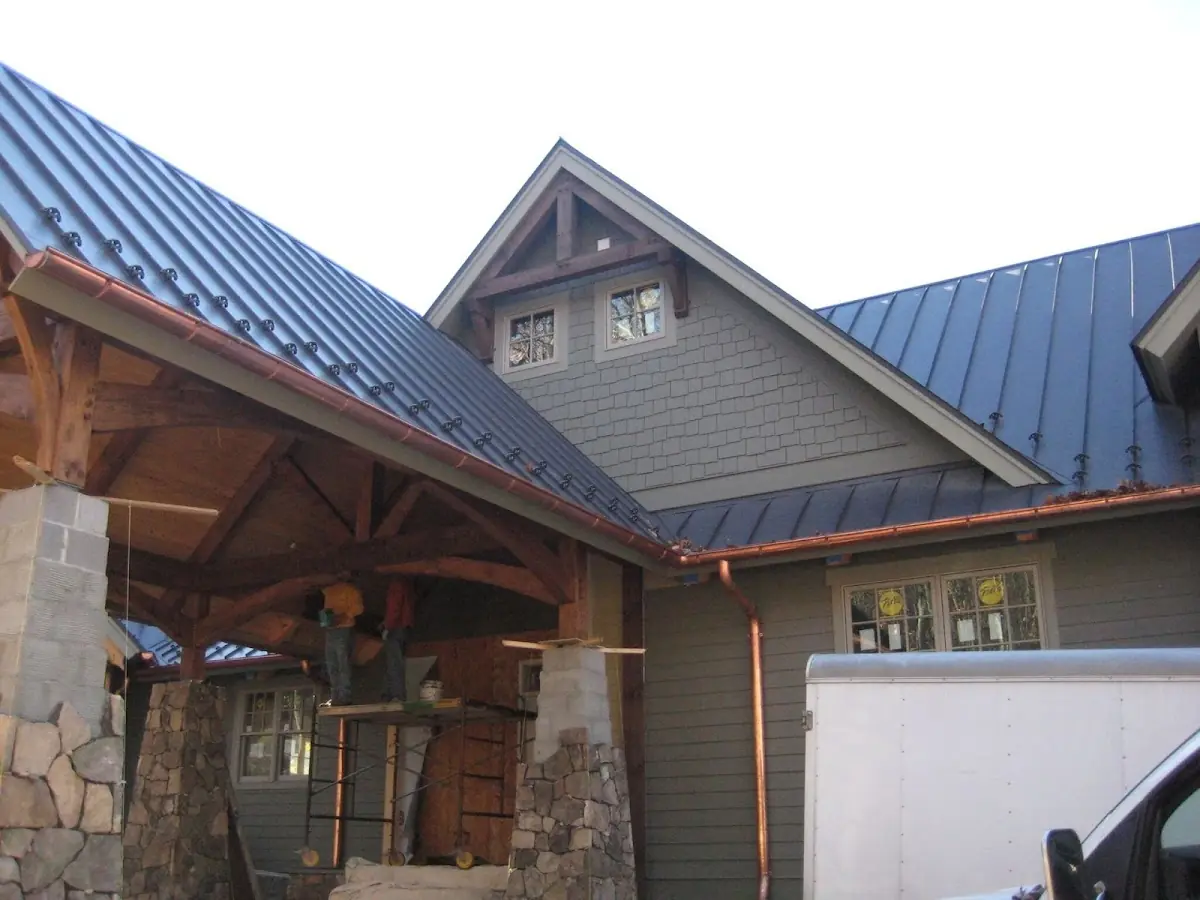 Craftsman Roofing team delivering quality roofing work in Overlook